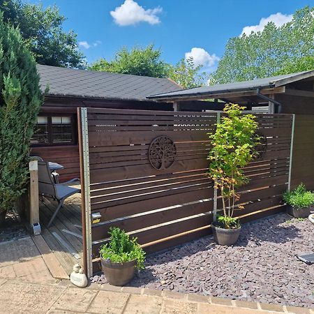Cypress Log Cabins Accommodation Godshill  Exterior photo
